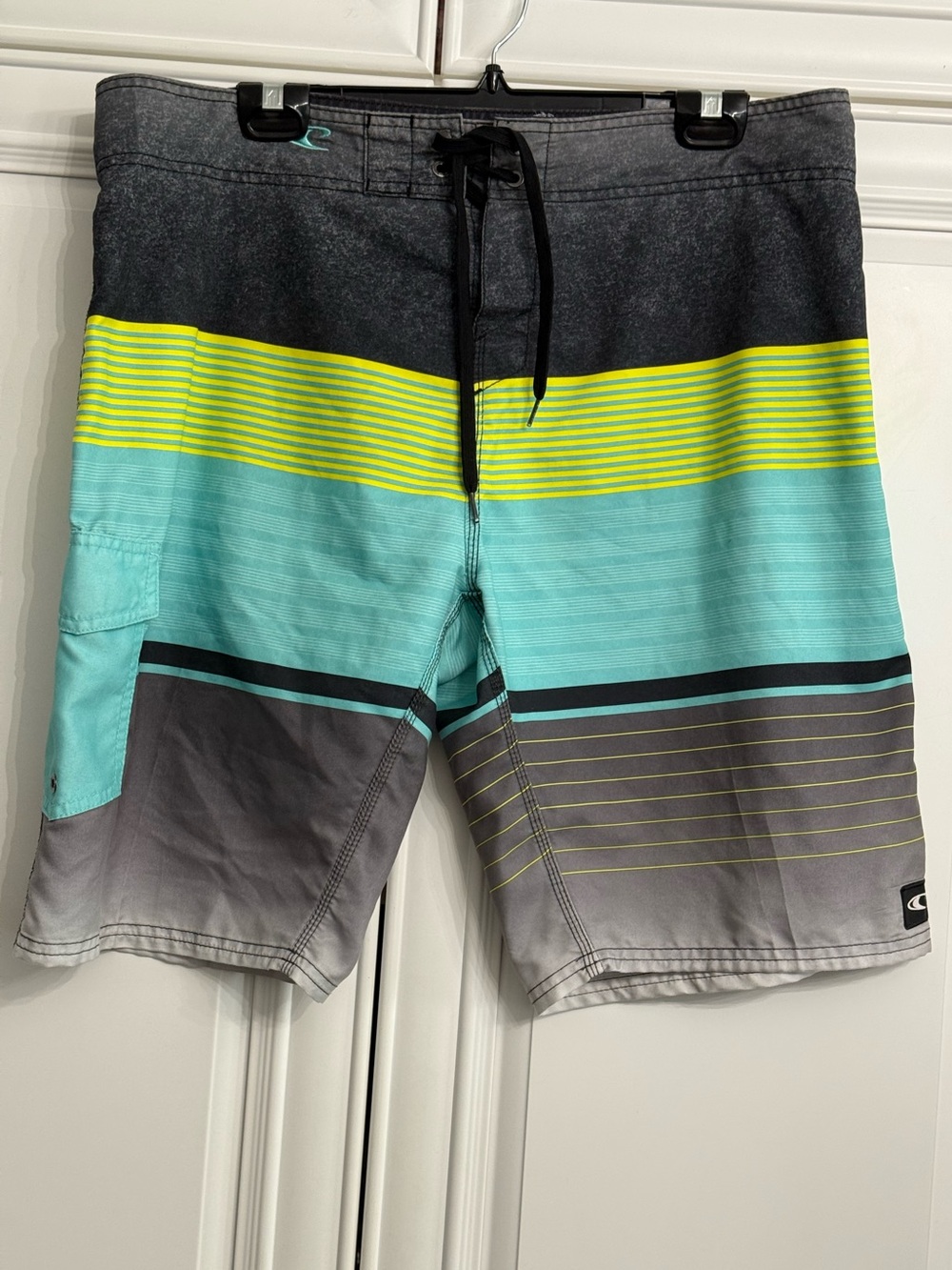 O'Neill Men’s Size 36 Teal, Gray & Yellow Striped Board Shorts Summer Beach Pool